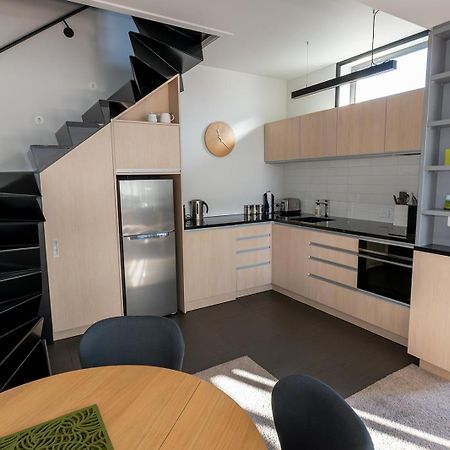Deluxe Inner-City Apartment On Moray Dunedin Exteriér fotografie